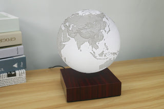 Levitating Earth/Jupiter Lamp